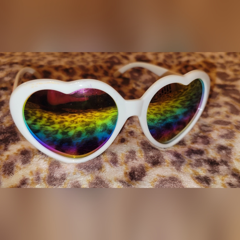 PRIDE Rainbow Fanny Pack Bundle NEW - Picture 9 of 13
